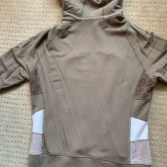 Sz8 lululemon lightweight scuba hoodie - Picture 2 of 4